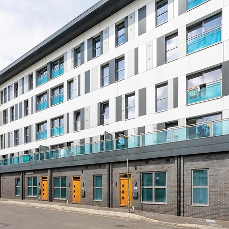 1 Bed Apartment - Redhill Central, Surrey, Gatwick #2 Luaran gambar